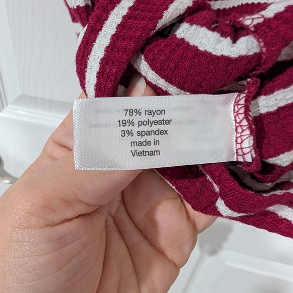 Lane Bryant Berry Striped Classic Button-Front Knit Tee With Tie-Hem Size 18/20 - Picture 9 of 10